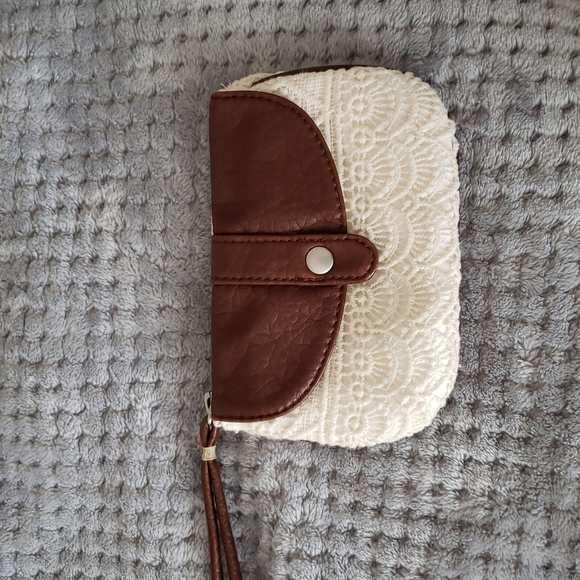 Wristlet Small Purse - Picture 1 of 7